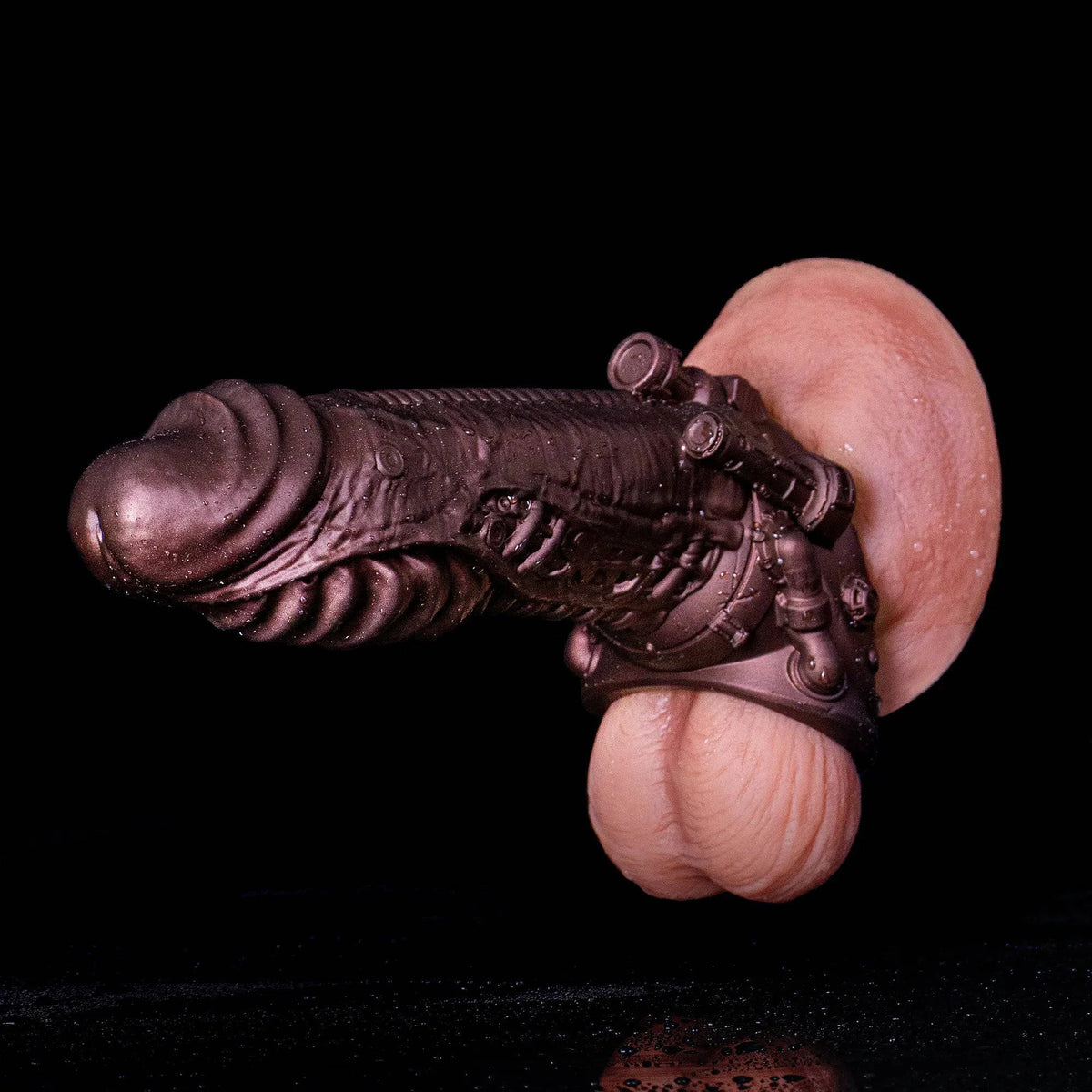 Oieffur Cyberpunk Sheath Male Extender Sleeve, mechanical real feel penis sheath, close-up view showing sculpted design and platinum silicone.
