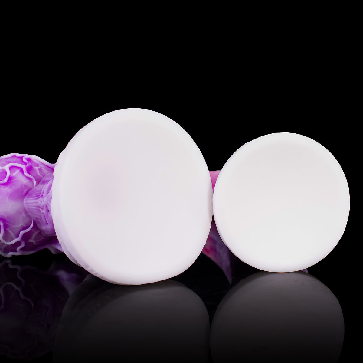 Oieffur The Bloom-Parasite fantasy dildo for deep prostate and G-spot stimulation, featuring a detailed, sculpted design.