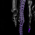 Oieffur Twin Fantasy double-ended dildo with alien tentacle design, featuring sculpted silicone for fantasy pleasure.